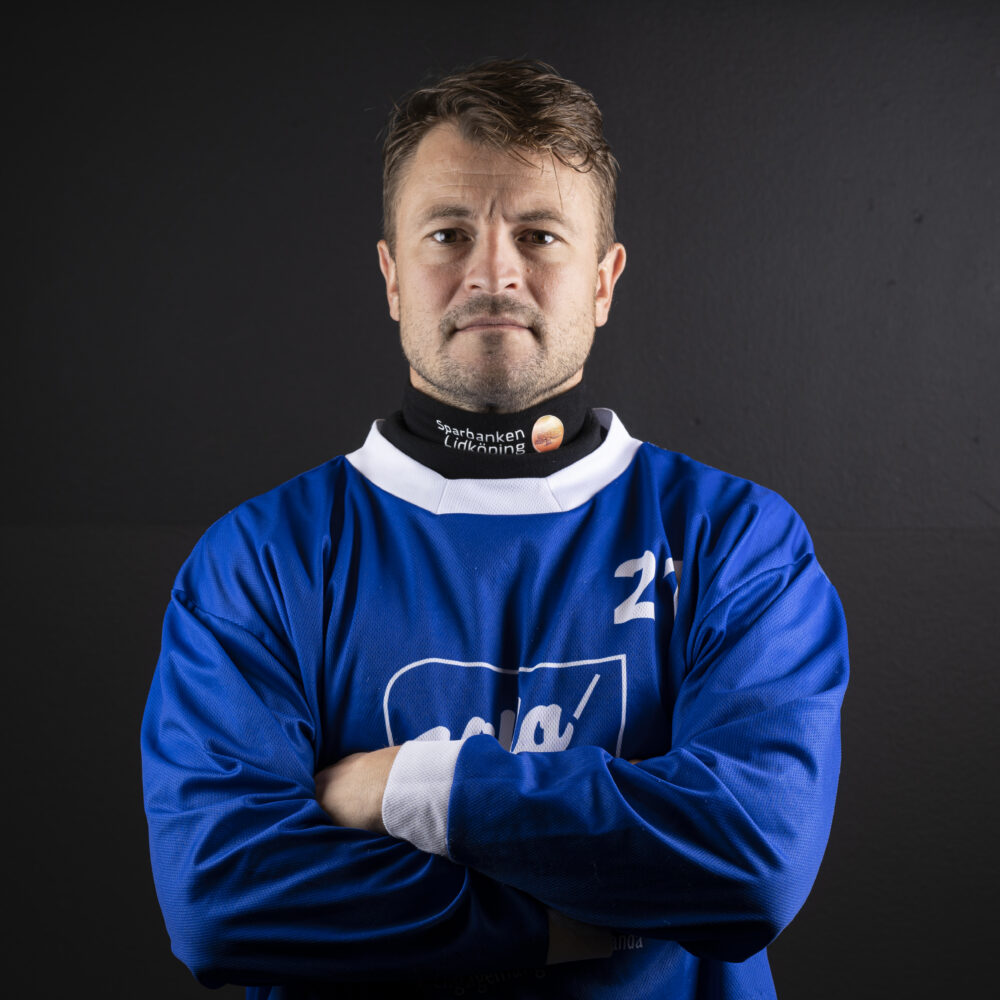 21 Christoffer Edlund Anfallare