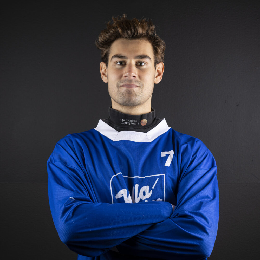 7 Joel Broberg Anfallare