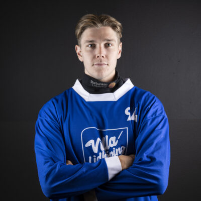 94 Tobias Augustsson Mittfältare